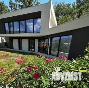 Дом 350м², 2-этажный, участок 6 сот.