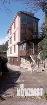 Дом 241м², 3-этажный, участок 1 сот.