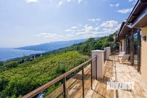 Дом 2000м², 4-этажный, участок 18 сот.