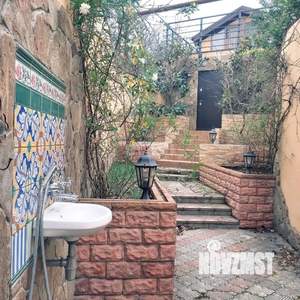 Дом 140м², 2-этажный, участок 6 сот.