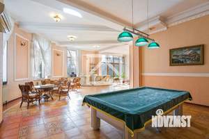 Дом 515м², 4-этажный, участок 10 сот.