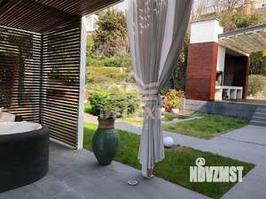 Дом 703м², 2-этажный, участок 12 сот.