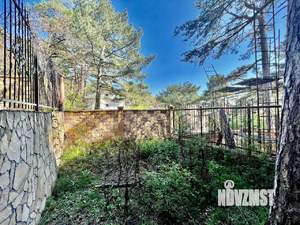 Таунхаус 200м², 3-этажный, участок 2 сот.