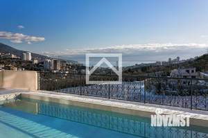 Дом 322м², 3-этажный, участок 7 сот.