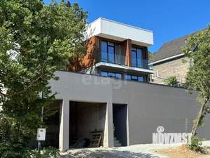 Дом 241м², 3-этажный, участок 5 сот.