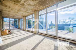 Дом 315м², 3-этажный, участок 8 сот.