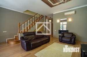 Дом 267м², 3-этажный, участок 5 сот.