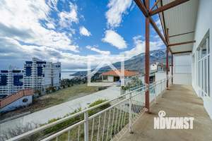 Коттедж 286м², 2-этажный, участок 3 сот.