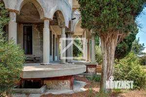 Дом 600м², 3-этажный, участок 20 сот.