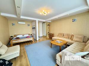 Таунхаус 196м², 4-этажный, участок 2 сот.