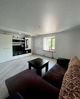 Дом 224м², 3-этажный, участок 8 сот.