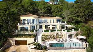 Дом 250м², 2-этажный, участок 9 сот.