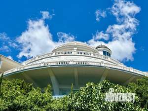 Дом 830м², 3-этажный, участок 10 сот.