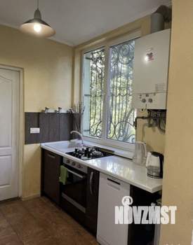 Дом 100м², 2-этажный, участок 0 сот.