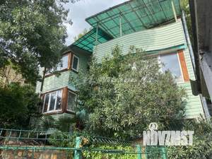 Дом 100м², 3-этажный, участок 2 сот.