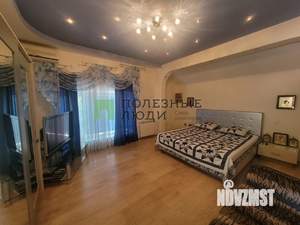 Дом 184м², 3-этажный, участок 7 сот.