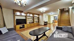 Таунхаус 175м², 3-этажный, участок 1 сот.