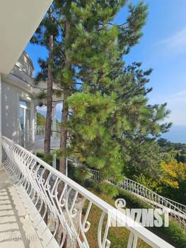 Дом 283м², 2-этажный, участок 10 сот.