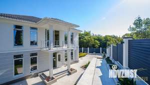 Дом 239м², 2-этажный, участок 7 сот.