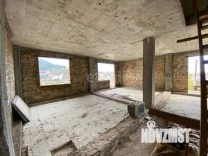 Дом 247м², 3-этажный, участок 6 сот.