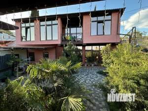 Дом 202м², 2-этажный, участок 3 сот.