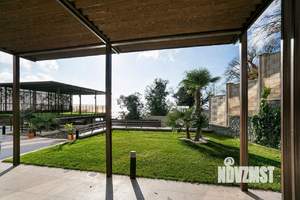 Дом 247м², 3-этажный, участок 8 сот.