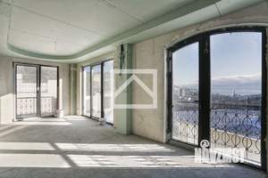 Дом 322м², 3-этажный, участок 7 сот.