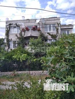 Дом 300м², 3-этажный, участок 5 сот.