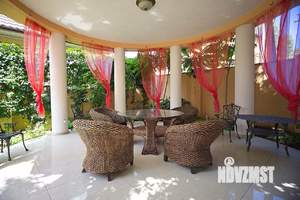 Коттедж 540м², 2-этажный, участок 18 сот.