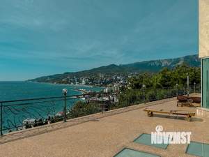 Дом 1391м², 4-этажный, участок 39 сот.