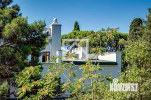 Дом 600м², 3-этажный, участок 20 сот.