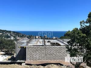 Дом 565м², 3-этажный, участок 10 сот.