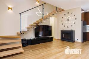 Дом 177м², 3-этажный, участок 5 сот.