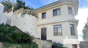 Дом 294м², 3-этажный, участок 8 сот.