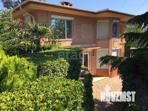 Дом 198м², 2-этажный, участок 20 сот.