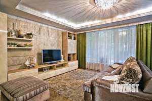 Коттедж 174м², 3-этажный, участок 1 сот.