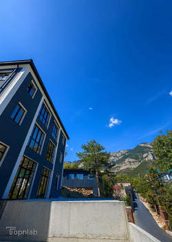 Дом 460м², 3-этажный, участок 10 сот.