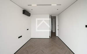 Дом 290м², 3-этажный, участок 5 сот.