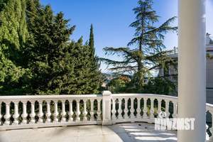 Дом 349м², 3-этажный, участок 9 сот.