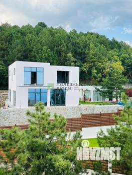 Дом 294м², 2-этажный, участок 7 сот.