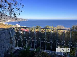 Дом 285м², 2-этажный, участок 10 сот.