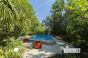 Дом 302м², 3-этажный, участок 11 сот.