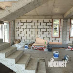 Дом 273м², 3-этажный, участок 6 сот.