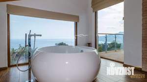 Дом 300м², 4-этажный, участок 4 сот.