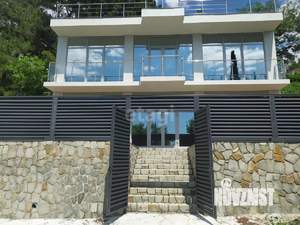 Дом 228м², 2-этажный, участок 8 сот.