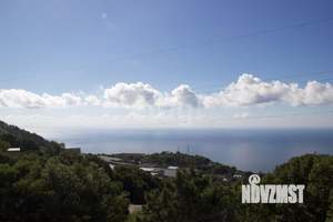 Дом 191м², 2-этажный, участок 4 сот.