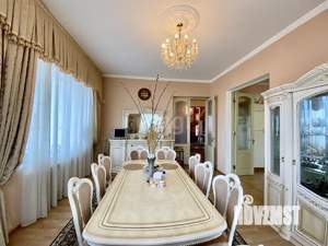 Дом 532м², 3-этажный, участок 10 сот.