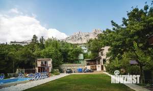 Дом 350м², 4-этажный, участок 20 сот.