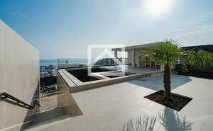 Дом 290м², 3-этажный, участок 5 сот.