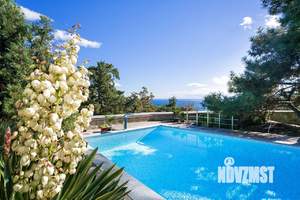 Дом 336м², 3-этажный, участок 29 сот.